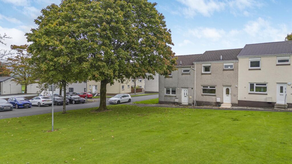 Darroch Drive, Erskine