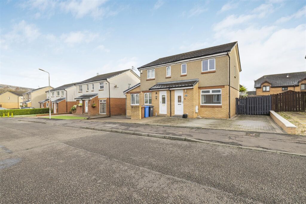 Harris Gardens, Old Kilpatrick