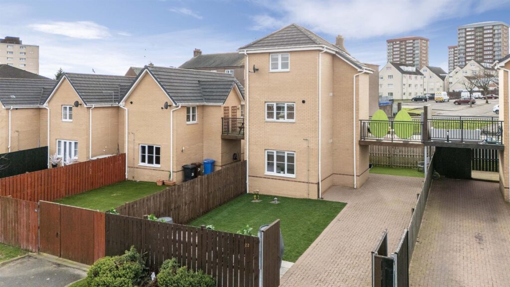 Clarence Crescent, Clydebank