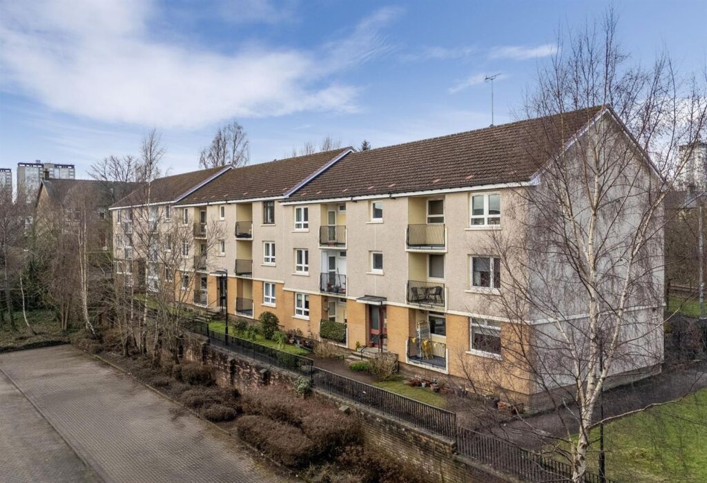 Northland Drive, Scotstounhill, Glasgow