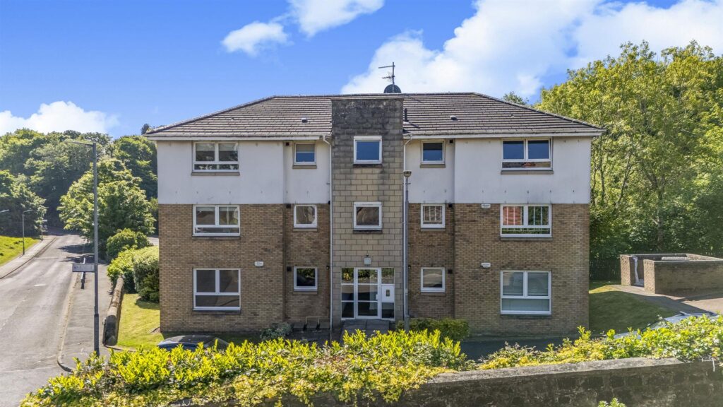 Burnbrae Gardens, Duntocher, Clydebank