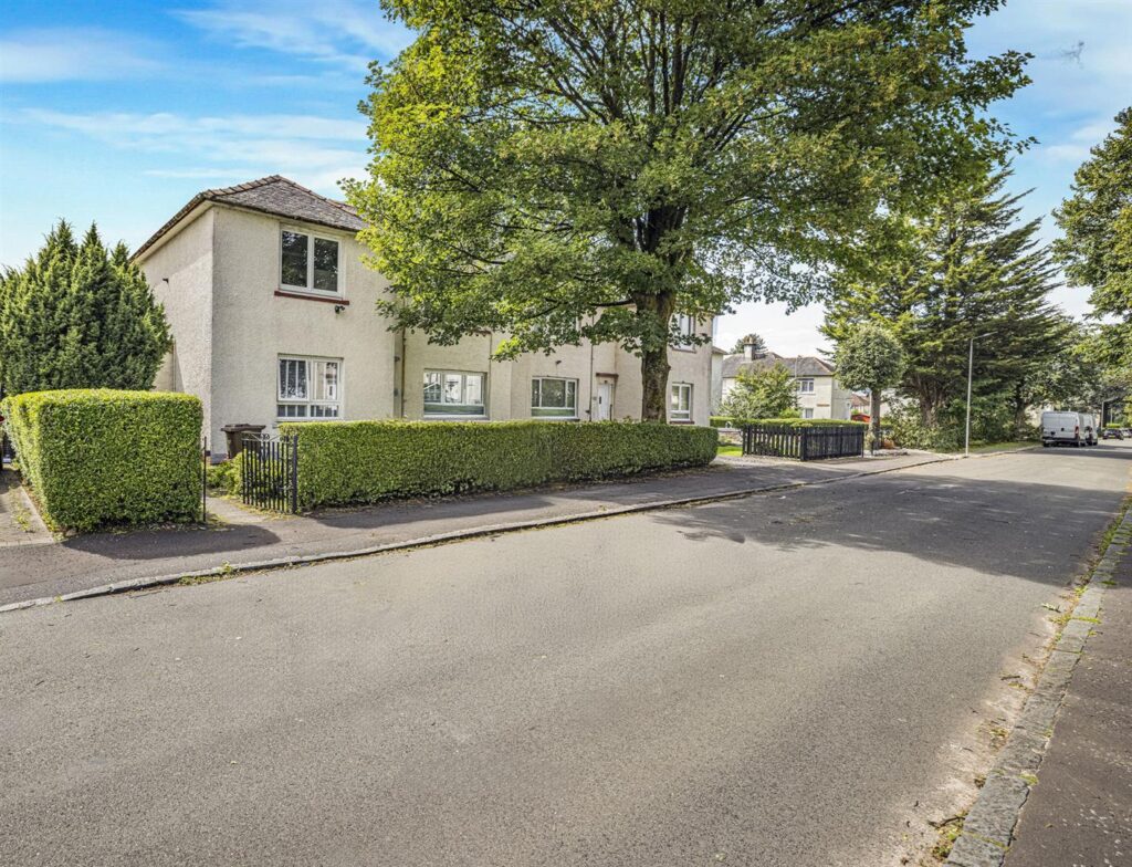 Cedar Avenue, Clydebank