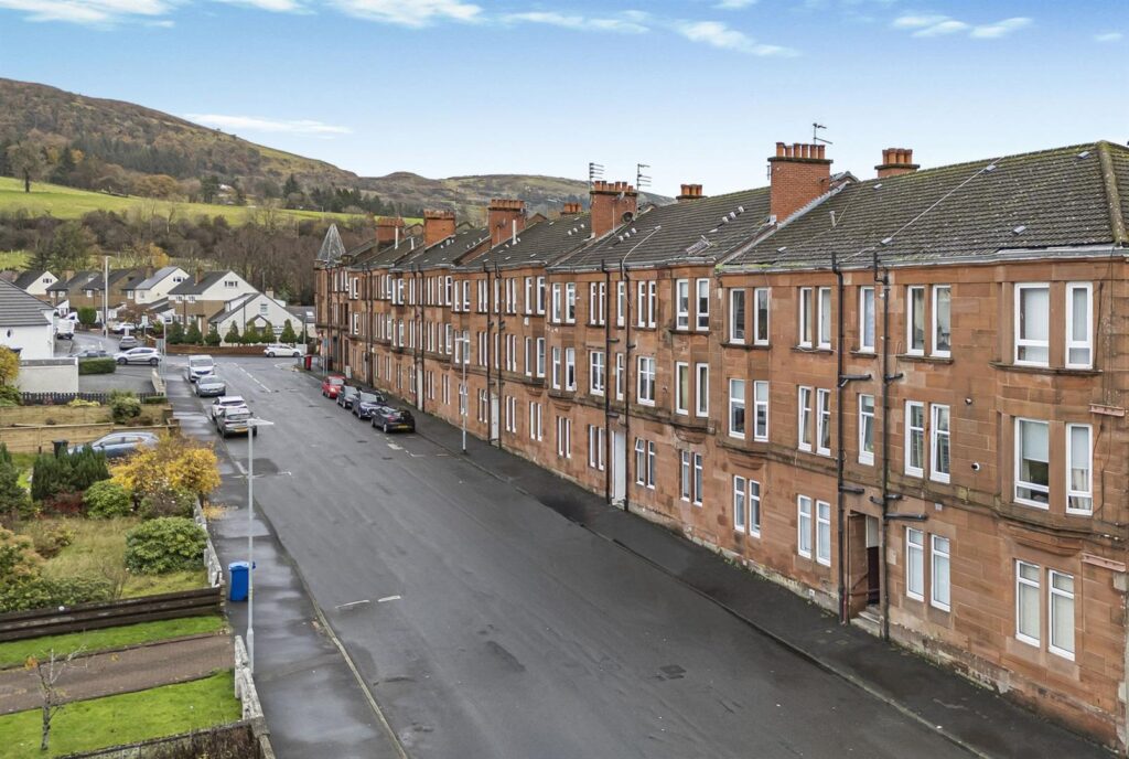 Gavinburn Place, Old Kilpatrick