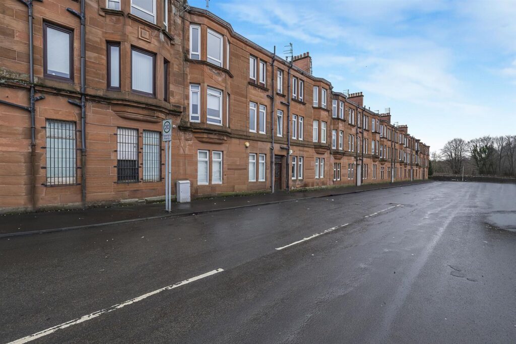 Gavinburn Place, Old Kilpatrick