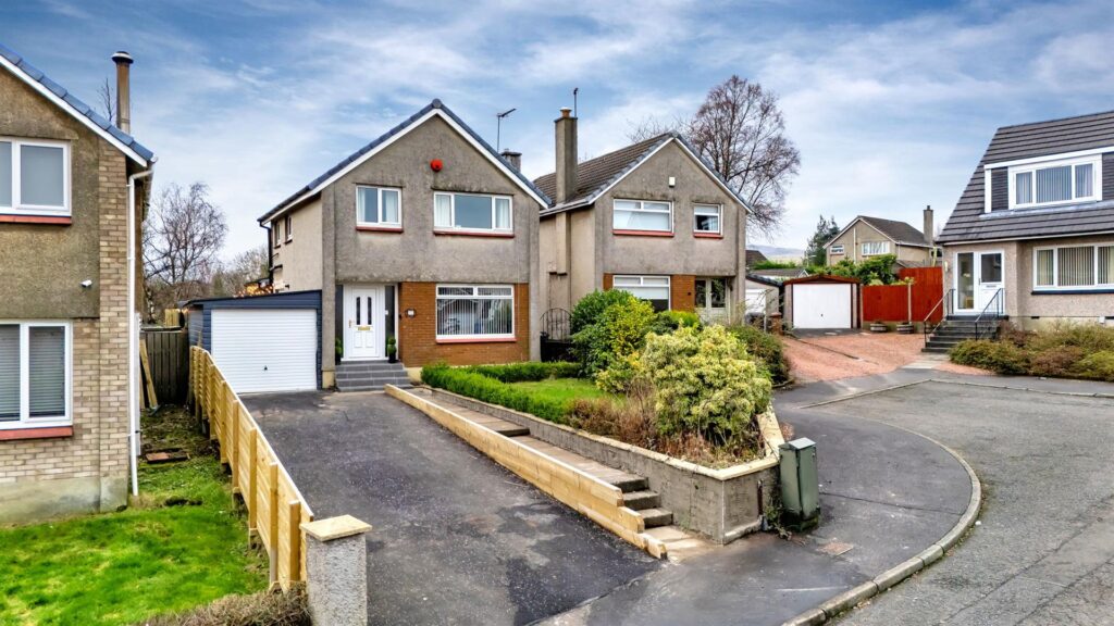 Dunellan Drive, Hardgate, Clydebank
