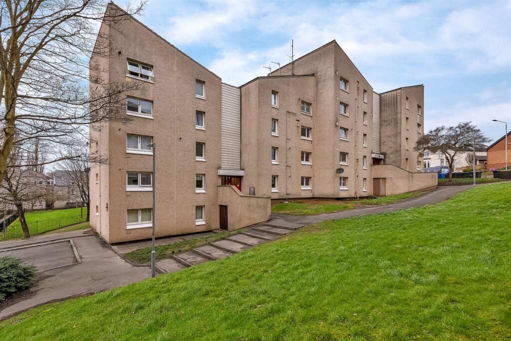 Montrose Street, Clydebank