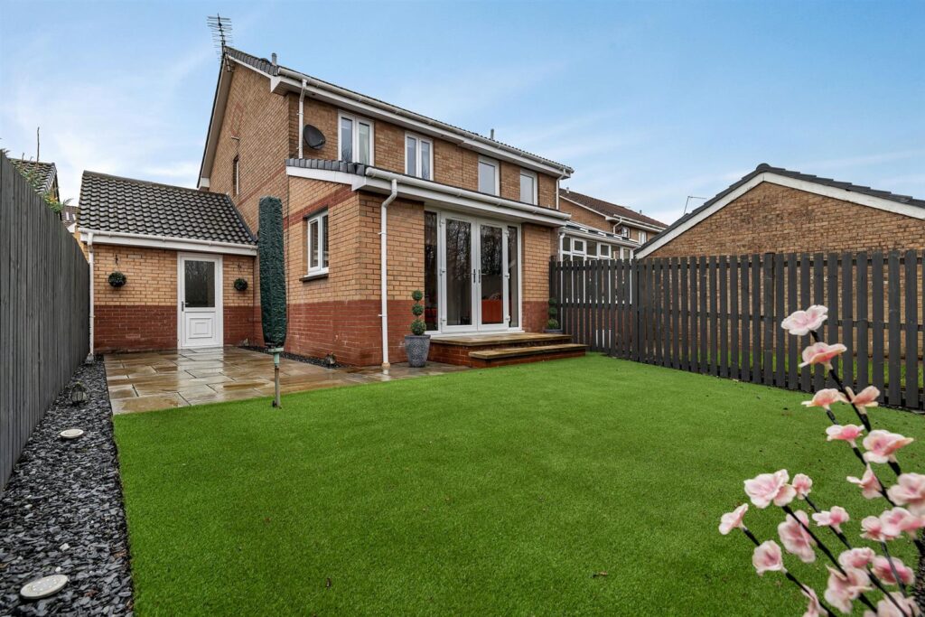 Bute Crescent, Old Kilpatrick