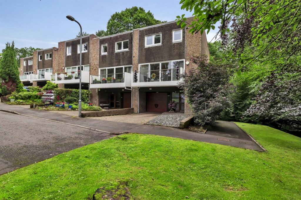 Whistlefield Court, Canniesburn Road, Bearsden